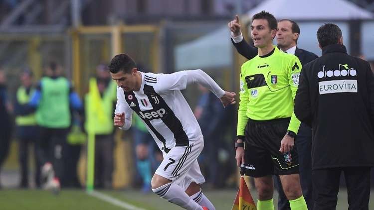 شاهد.. رونالدو "البديل" ينقذ السيدة العجوز من أول هزيمة  