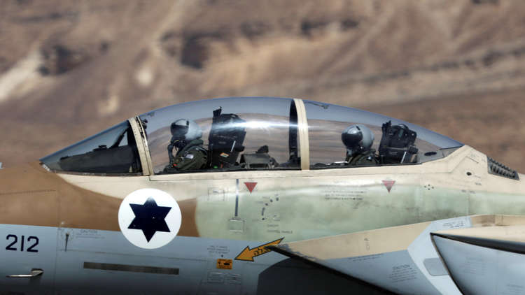 مسؤول أمني إسرائيلي يعترف بشن غارات على أهداف في سوريا