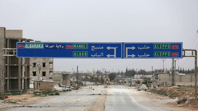 تركيا تحشد قواتها على حدود سوريا تزامنا مع إعلان دمشق دخول عسكرييها منبج