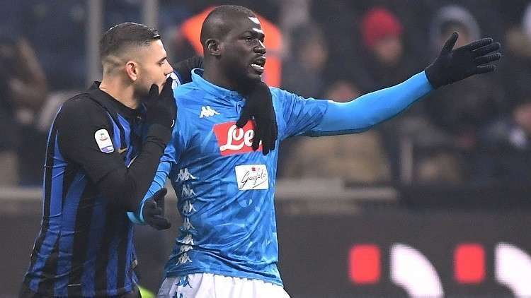 مارادونا يتضامن مع كوليبالي ضد العنصرية