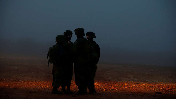 عناصر للجيش الإسرائيلي عند حدود لبنان
