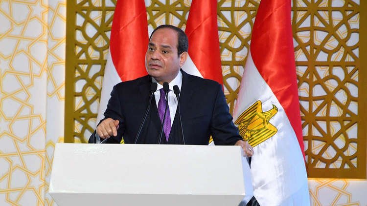 السيسي يطلق مبادرة جديدة لعام 2019 ويصف المواطن المصري بـ