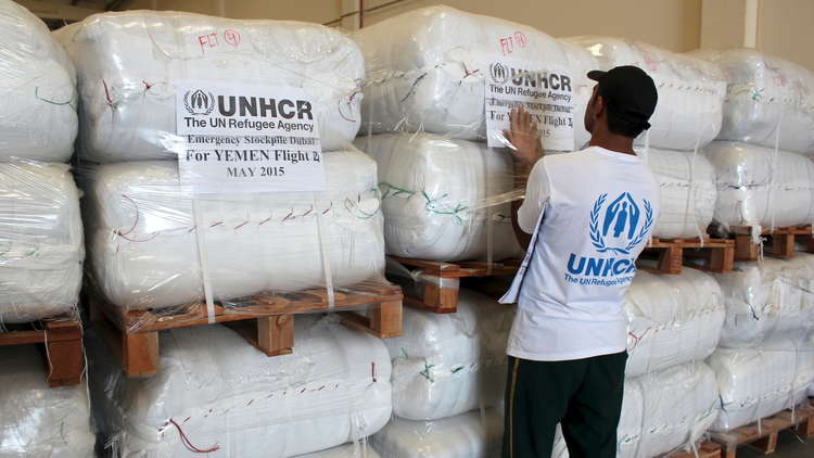 الإمارات تعلق على تقرير "الأغذية العالمي" حول التلاعب بالمساعدات في مناطق سيطرة الحوثيين