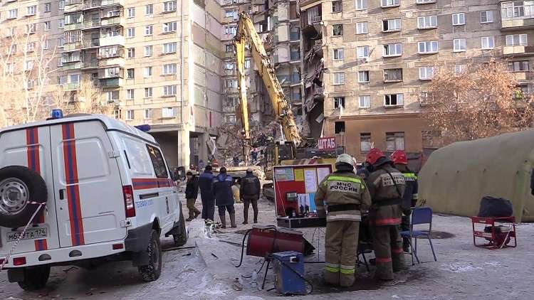 الطوارئ الروسية: ارتفاع عدد ضحايا ماغنيتوغورسك إلى 39