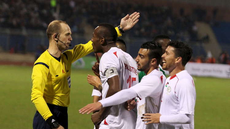 صافرة أردنية لإدارة مباراة افتتاح كأس آسيا
