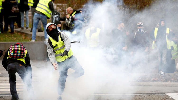 أبرز قناة فرنسية ترفض تغطية احتجاجات 