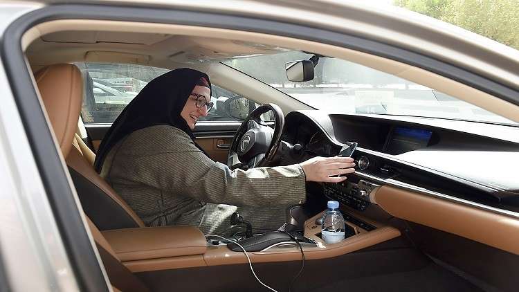 40 ألف امرأة حصلن على رخصة سياقة في السعودية