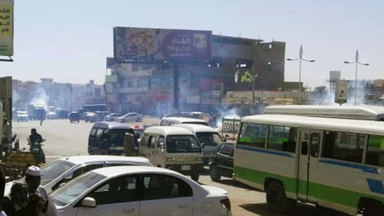 خروج مظاهرات في عدد من مناطق الخرطوم وأم درمان عقب صلاة الجمعة