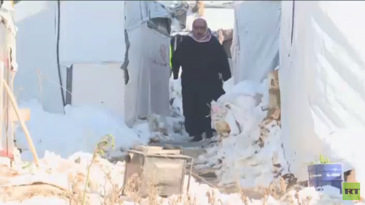 لبنان.. مخيمات اللاجئين تواجه الثلوج