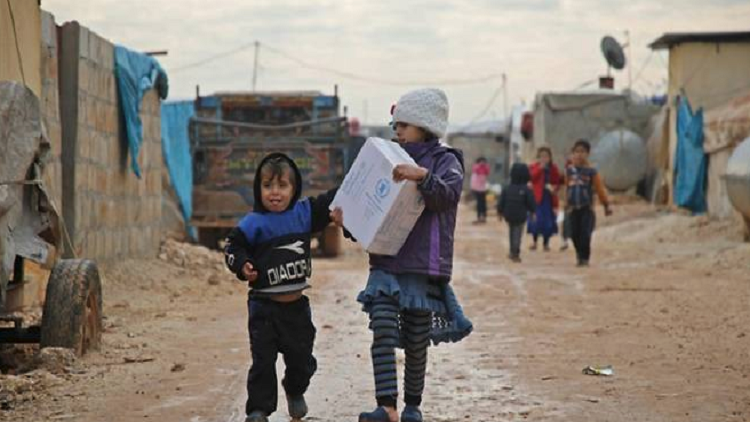 وفاة 15 طفلا سوريا في مخيم الركبان بسبب البرد