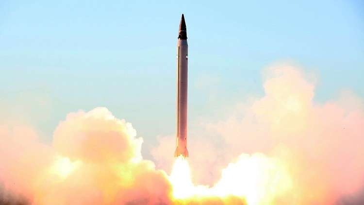 إيران تكشف النقاب عن صاروخ جديد حامل للأقمار الاصطناعية