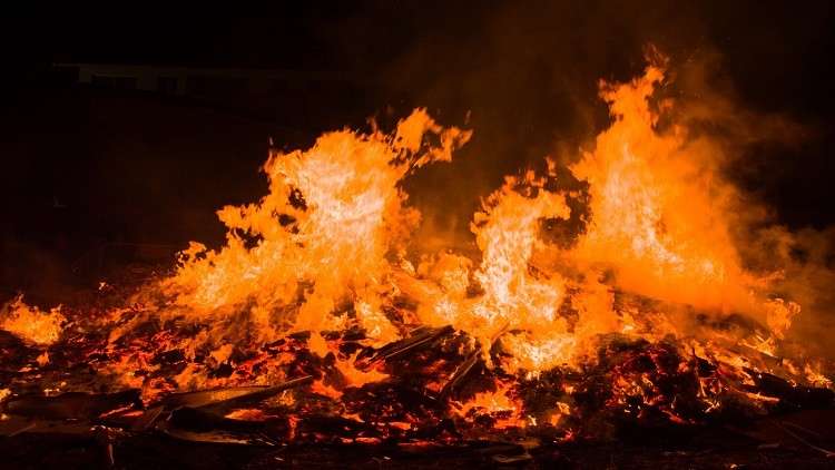 الاحتراق البشري الذاتي حقيقة "أشبه بقنبلة موقوتة" في أجسامنا