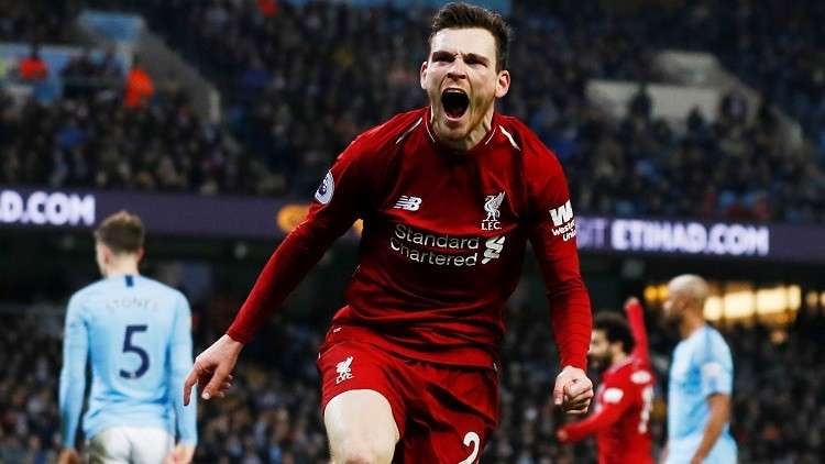 ليفربول يحصن دفاعه بعقد طويل الأمد