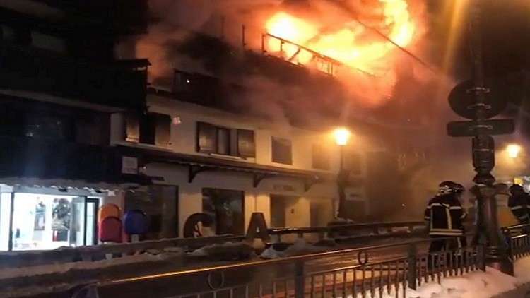 قتيلان و22 مصابا بحريق في منتجع جنوب شرقي فرنسا