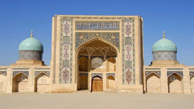 خبير يكشف سر كنز عثر عليه في طشقند