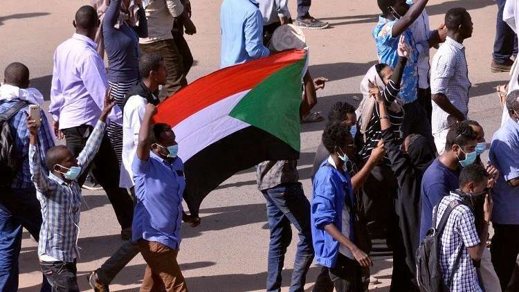 باريس تدخل على خط الأحداث في السودان