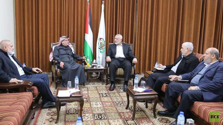 السفير القطري يعود إلى غزة بعد ساعات من رفض 