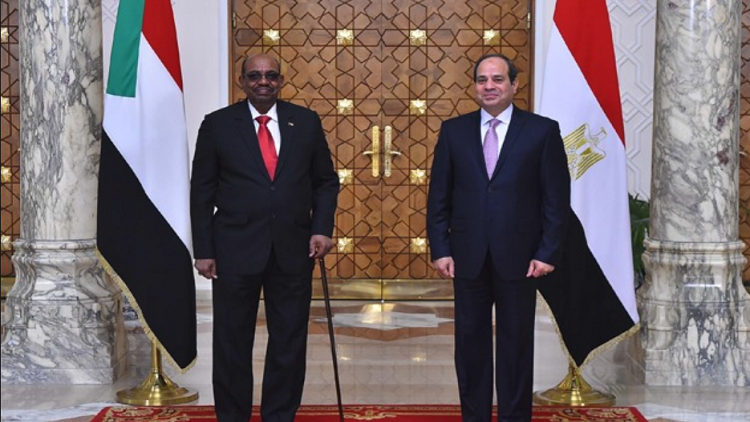 السيسي والبشير يؤكدان على التنسيق التام بين مصر والسودان في عدة مجالات