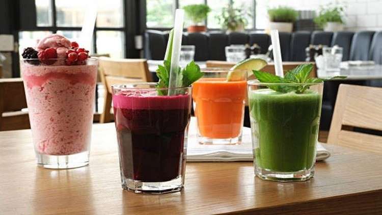 عصائر الفواكه الشائعة تحوي مستويات عالية من معدن سام 