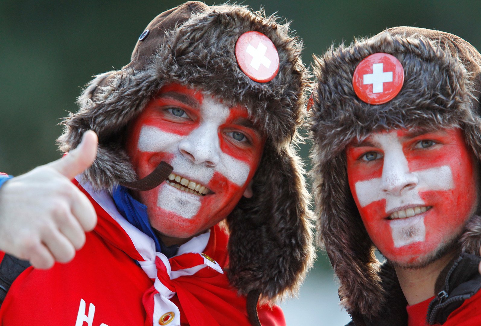 Швейцарцы жители. Население швейцарии. Веселый швейцарец. Население швейцарии. Йодль швейцария пастухи.