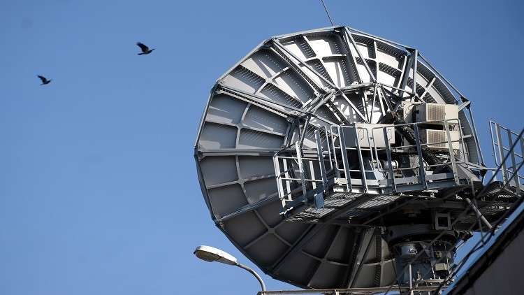 الأمريكان أوهموا الإمارات بخطر اصطدام قمر اصطناعي لها بآخر روسي 