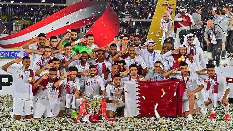 بعد خسارته أمام قطر.. منتخب اليابان يترك رسالة في غرفة تبديل الملابس