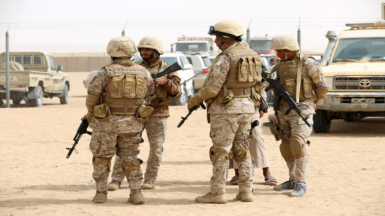 نائب أمريكي يتهم السعودية بإرسال أسلحة إلى جماعات متطرفة في اليمن