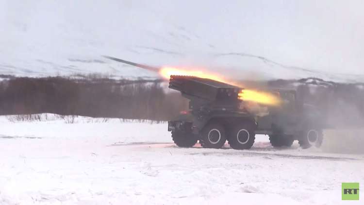 فيديو من كامتشاتكا.. راجمات الصواريخ 