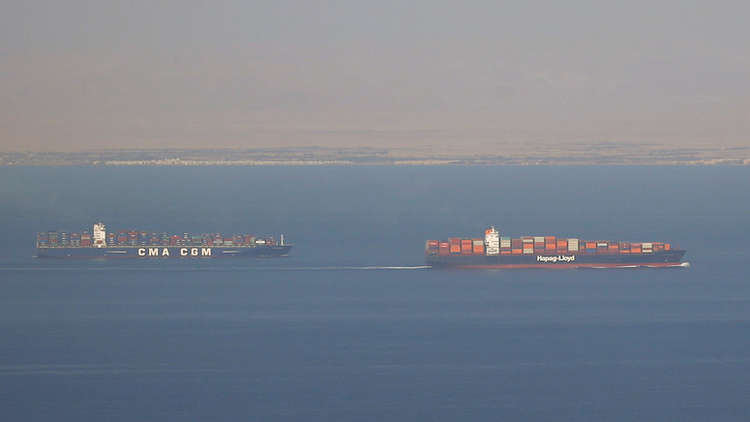 مصر: لم نمنع مرور سفن متجهة إلى سوريا عبر قناة السويس