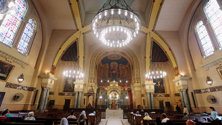 حبس 4 من طلاب الأزهر بتهمة "ازدراء" الدين المسيحي