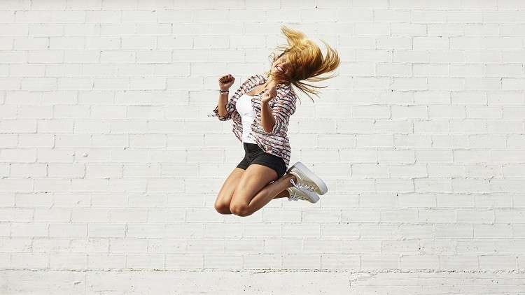 القفز 6 دقائق في الأسبوع يقي النساء من هشاشة العظام