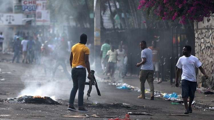 اعتقال أمريكيين مسلحين في هايتي