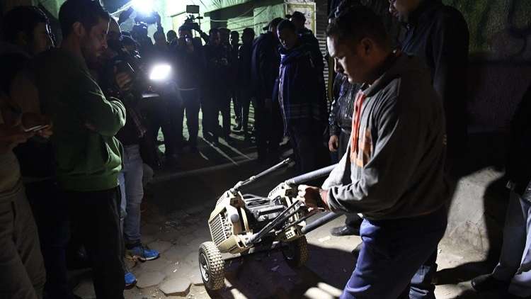 مصر.. الأمن يدخل أجهزة لمنزل انتحاري 