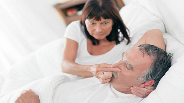 ابتكار مذهل وفعال لوقف الشخير نهائيا!