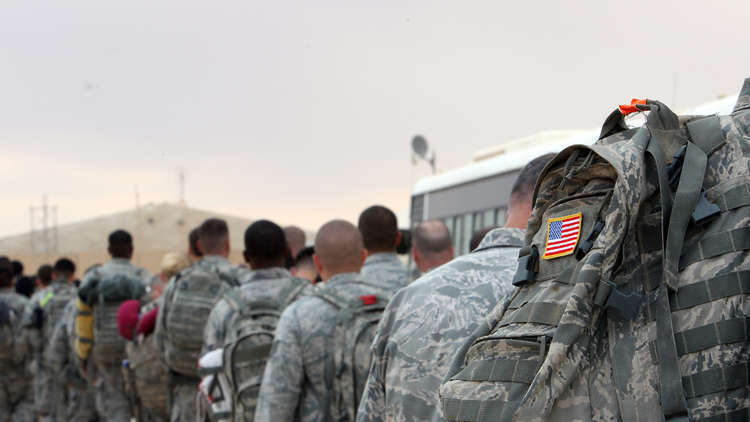 التحالف الدولي لـRT : الجنود الأمريكيون في العراق لتدريب قواته وتقديم المشورة