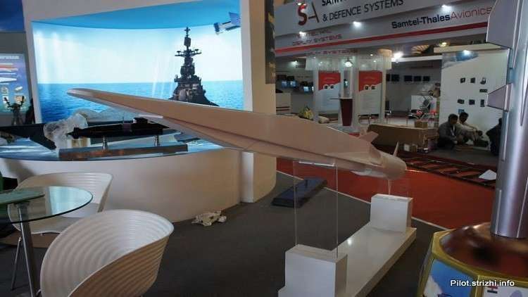 بوتين قدم "تسيركون": ماذا نعرف عن سلاح روسيا فرط الصوتي