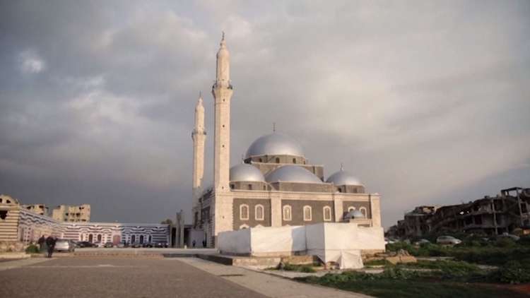 شاهد.. مراسم إعادة افتتاح مسجد خالد بن الوليد التاريخي في حمص