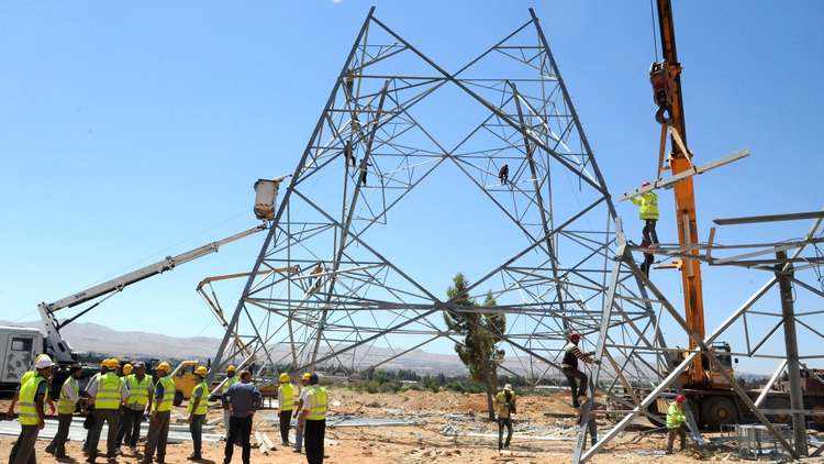 أكدت توقف واردات الفيول .. وزارة الكهرباء تشكر السوريين على