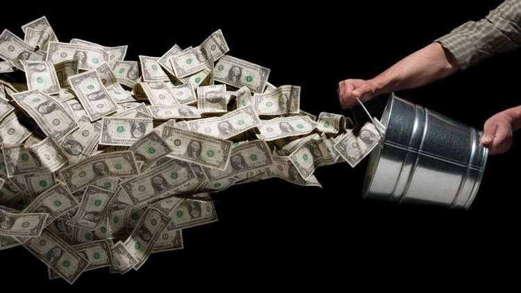 حكم إعدام الدولار!