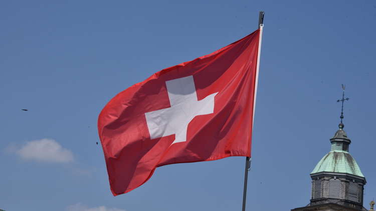 سويسرا تدين عسكريا سابقا قاد فصيلا مسيحيا لمحاربة 