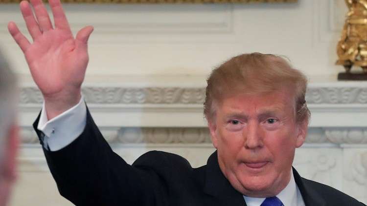 ترامب: مواطننا المحتجز في اليمن عاد لأسرته وأشكر الإمارات على الدعم