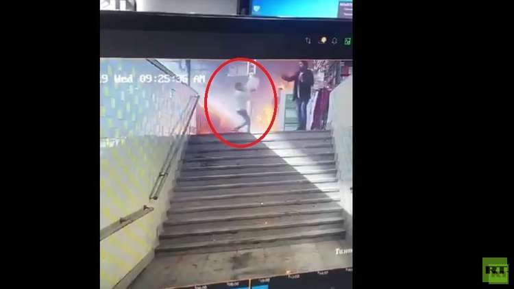 عمل بطولي لشاب مصري أنقذ 4 أشخاص في حادث محطة السكك الحديدية (صور)