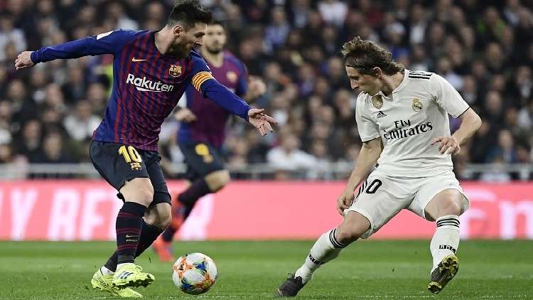 برشلونة يسخر من أفضل لاعب في العالم (صورة)