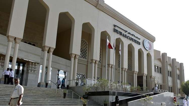 الإمارات.. محاكمة عربي تحرش ببنت جلدته ونشر فيديوهات خاصة لها 