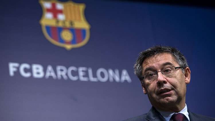 برشلونة يعلن فسخ عقد متوسط ميدانه