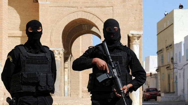 تونس تمدد حالة الطوارئ شهرا إضافيا