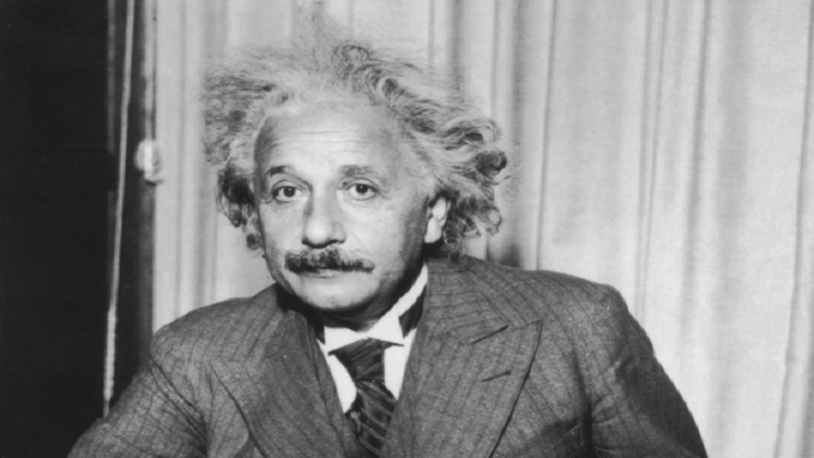 بعد 80 عاما على اختفائها.. ورقة تحل لغز آينشتاين الشهير!