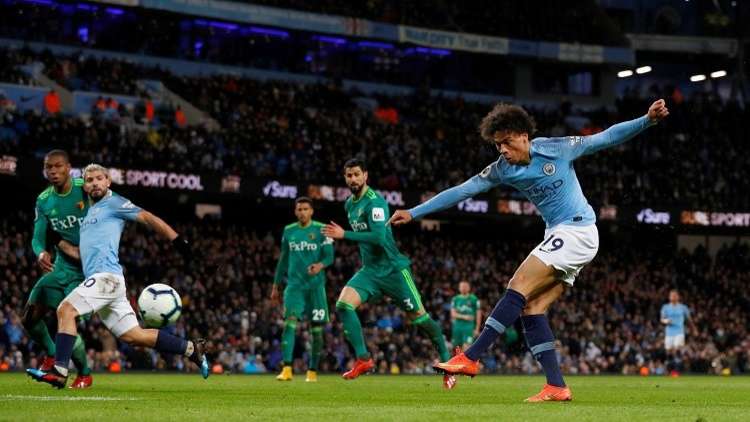 مانشستر سيتي يهزم واتفورد ويبتعد عن ليفربول (فيديو)