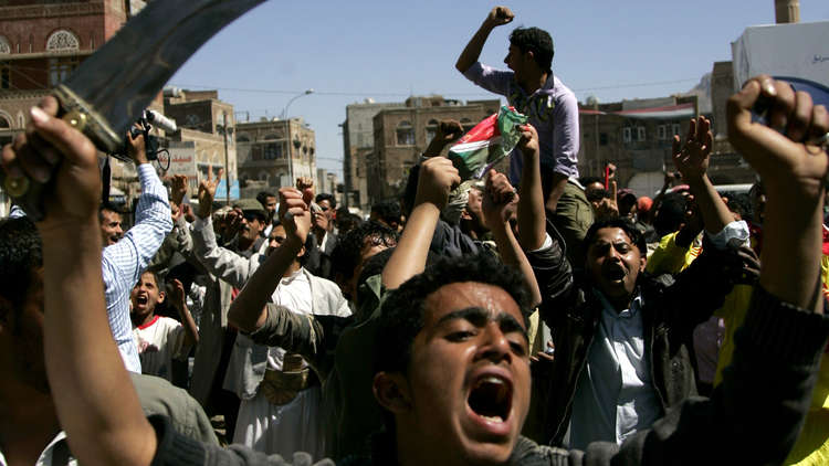 الإمارات تؤكد أن الأولوية في اليمن هي لمواجهة الحوثيين