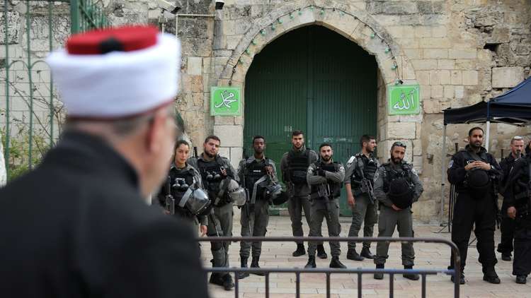 العاهل الأردني يحذر من تبعات استمرار التصعيد الإسرائيلي في القدس